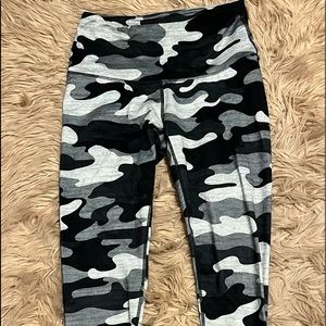 Reebok camo leggings